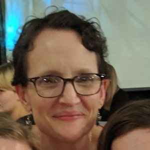 Meet your Posher, Angela